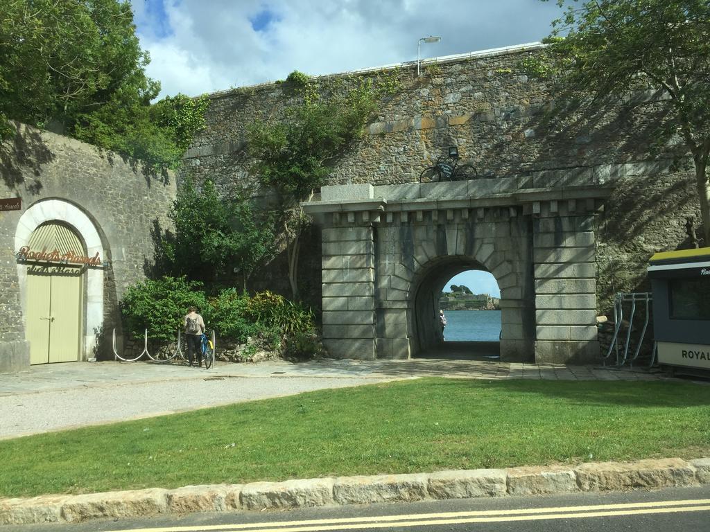 Mayflower Apartments, Royal William Yard Plymouth Zimmer foto